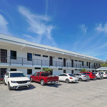 Anna Maria Beach Resort Holmes Beach Exterior foto